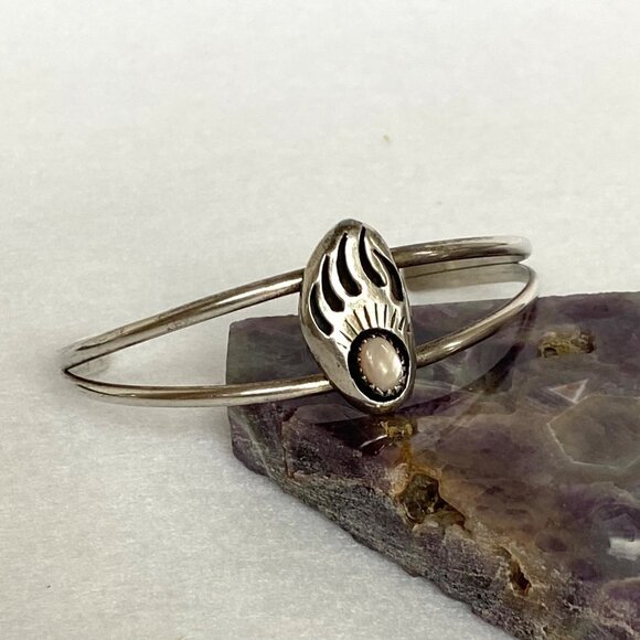 VTG Sterling Silver 925 Navajo Pink MOP Bear Paw Shadowbox Cuff Bracelet 6.5" - Picture 16 of 16